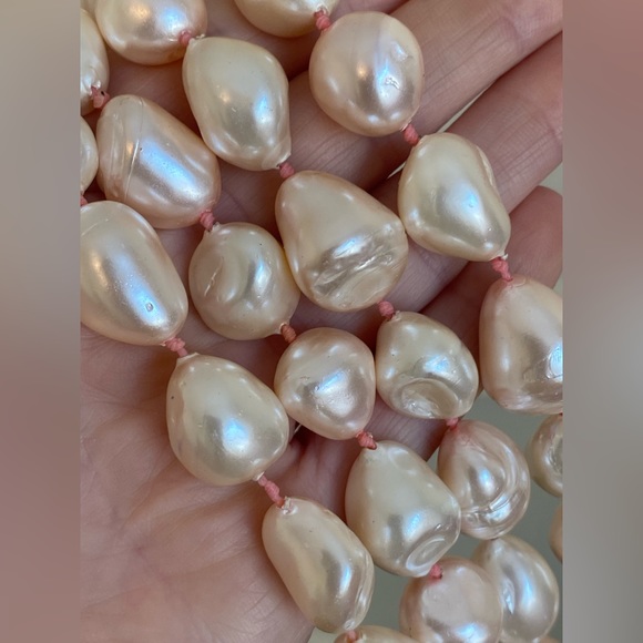 Vintage Light Pink Faux Pearls - Picture 7 of 12
